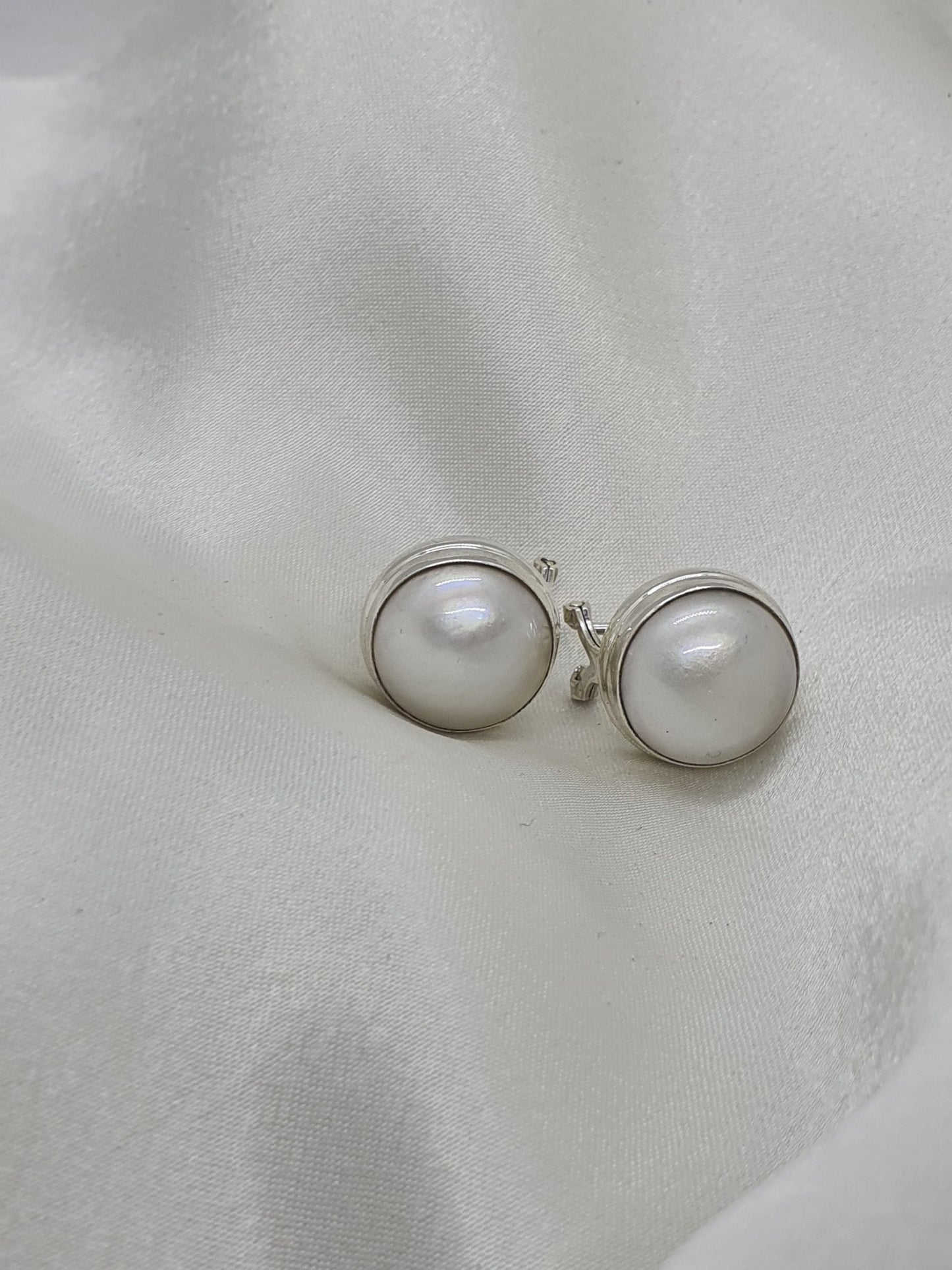 Mabe Pearl Studs image 0