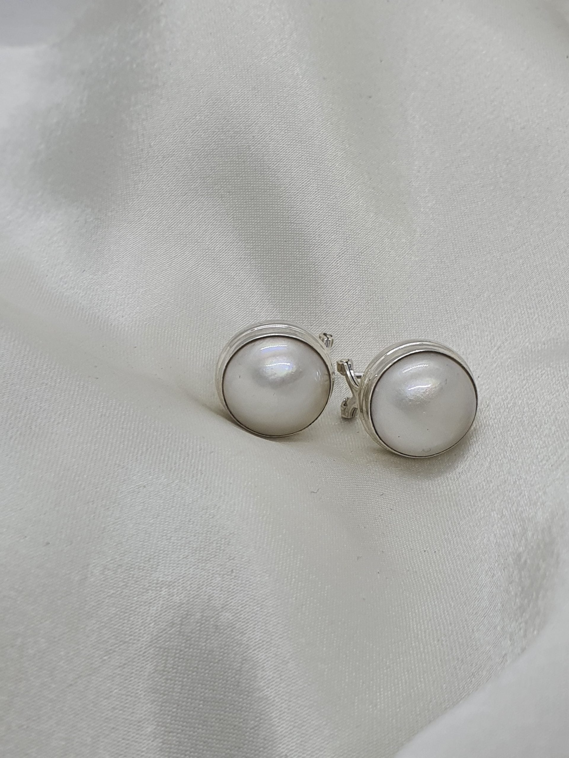 Mabe Pearl Studs image 0