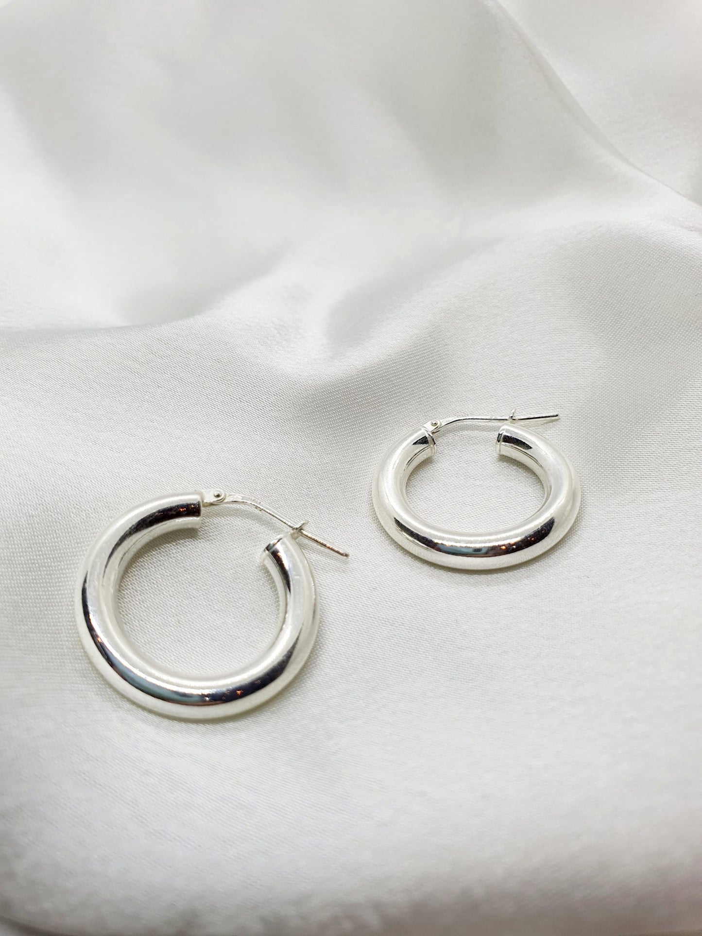 Everyday hoop image 0